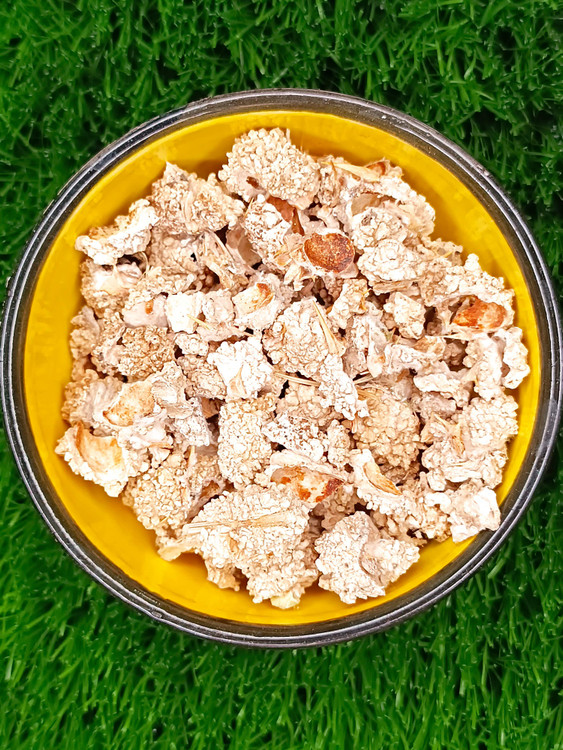 ارسال سریع شکر تیغال با لعاب قوی برای نرم کردن گلو