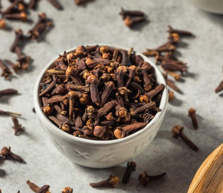 دانههای میخک اعلا با رایحه قوی – مناسب دمنوش و آشپزی حرفهای ☕🍲✨