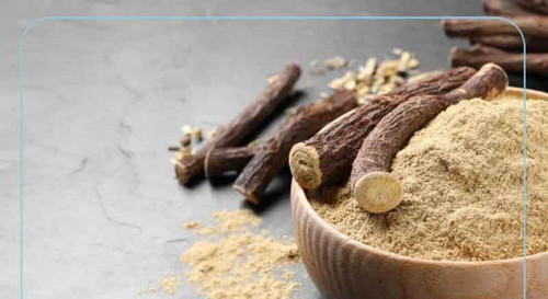 «پودر شیرینبیان تازه و نرم، مناسب رفلاکس و روشنکردن پوست — عطاری اقیانوس»