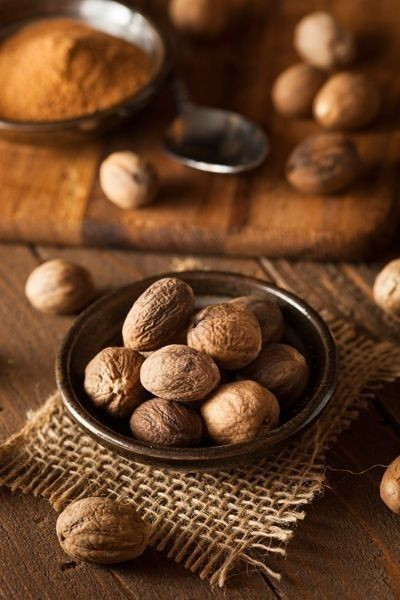 "جوز هندی اصل عطاری اقیانوس؛ خوشعطر، گرم و کاملاً طبیعی 🌿🔥"