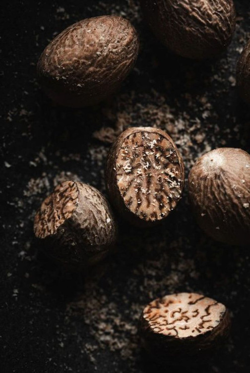 "جوز هندی درجهیک؛ انتخاب سرآشپزها برای عطردهی فوقالعاده 👨🍳💛"