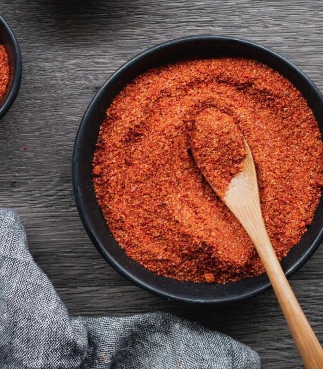 «پودر ادویه قیمه زعفرانی با ترکیب سنتی و معطر شامل هل، زعفران و ادویه گرم برای تهیه خورشت قیمه خوشرنگ و خوشطعم 🍛🌸» 4️⃣